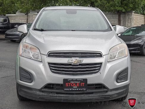 Used 2015 Chevrolet Trax LS w/ LPO, Protection Package AWD/4WD image 8