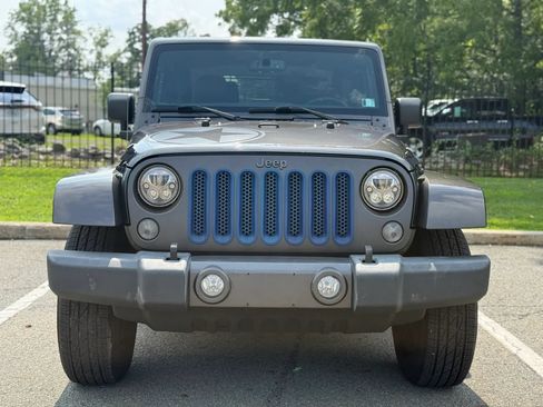 Used 2017 Jeep Wrangler Sport AWD/4WD image 2