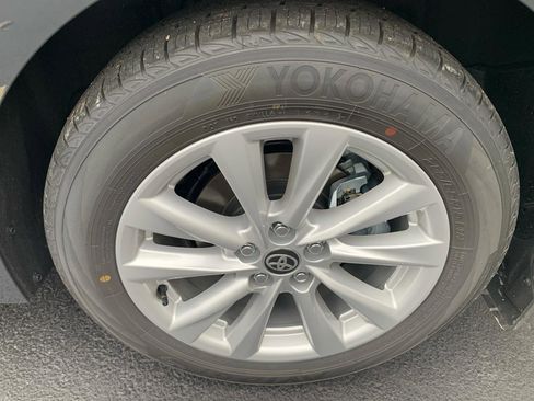 Used 2025 Toyota Corolla LE w/ LE Premium Package image 26