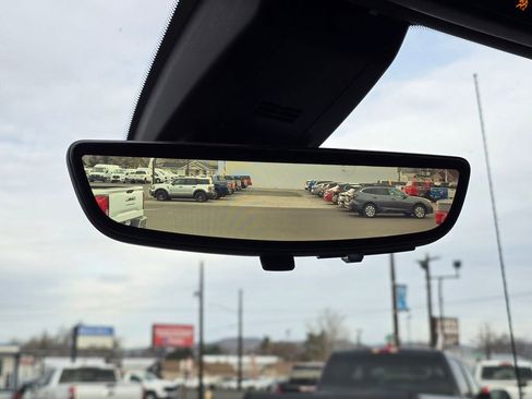 Used 2020 GMC Sierra 1500 AT4 w/ AT4 Carbonpro Edition image 32