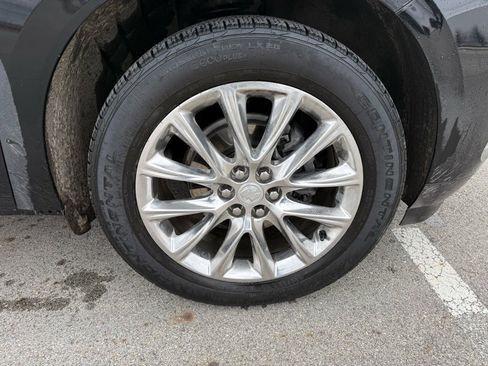 Used 2021 Buick Enclave Essence w/ Sound and Sites Package image 13