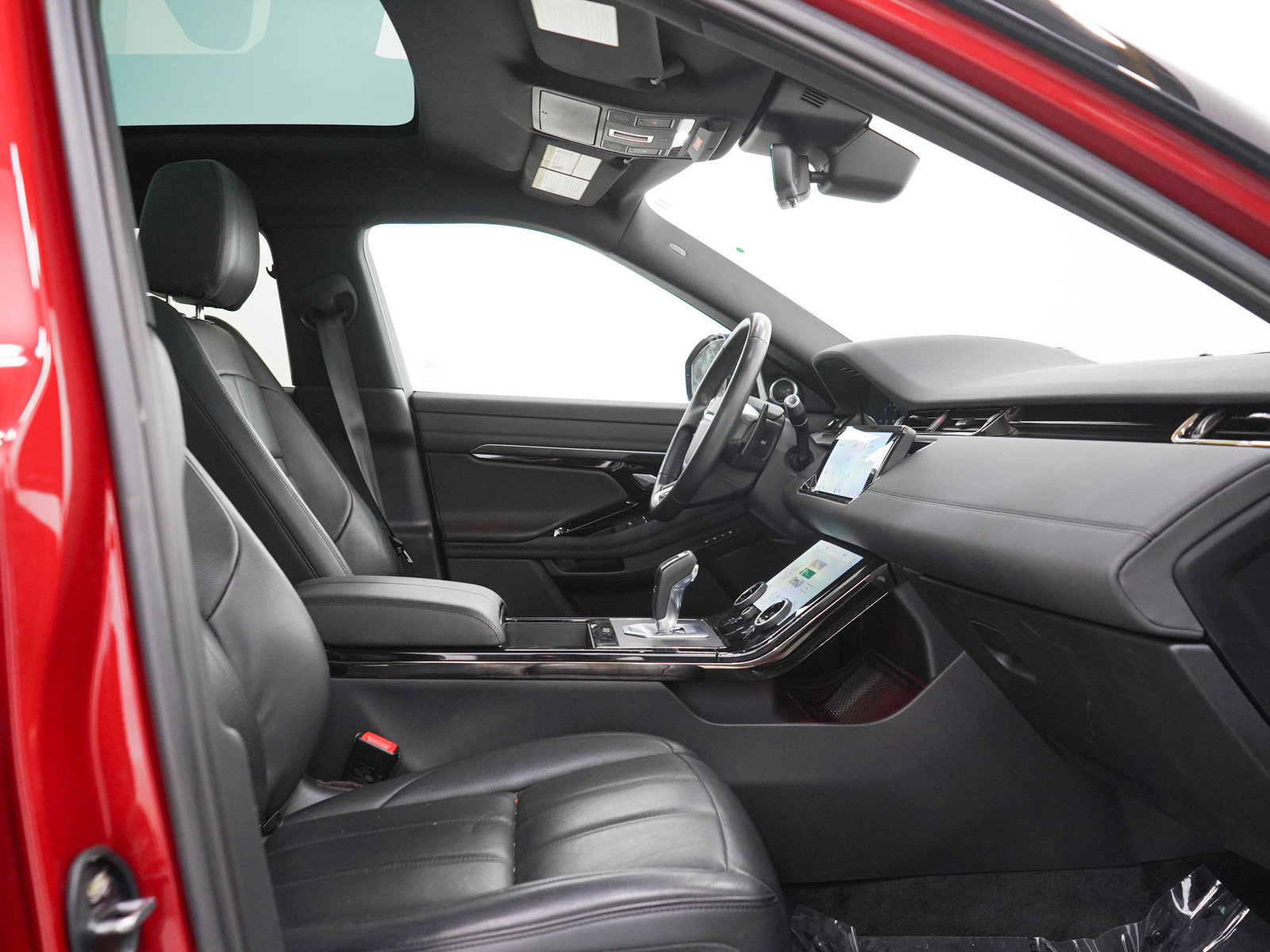 Used 2020 Land Rover Range Rover Evoque R-Dynamic SE AWD/4WD image 13