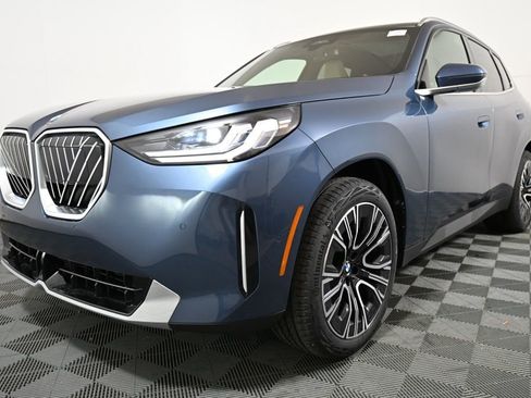 New 2026 BMW X3 xDrive30 w/ Convenience Package image 2