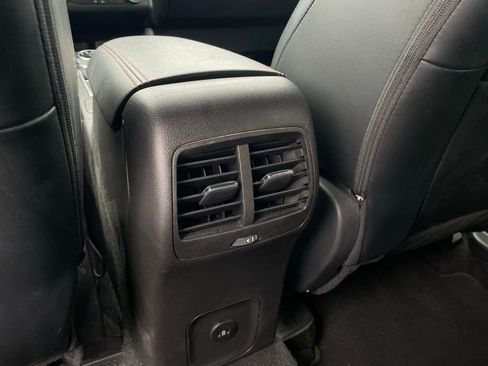 Used 2025 Ford Escape ST-Line image 27