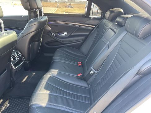 Used 2019 Mercedes-Benz S 560 S 560 4D Sedan image 16