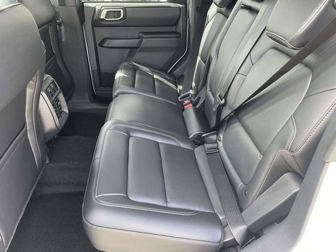 New 2026 Ford Bronco Outer Banks AWD/4WD image 12