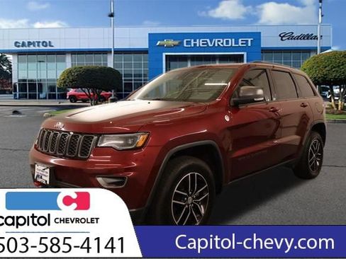 Used 2018 Jeep Grand Cherokee Trailhawk w/ Trailhawk Luxury Group AWD/4WD image 7