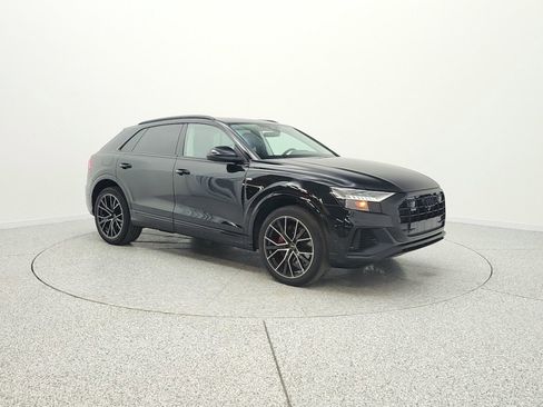 Used 2023 Audi Q8 Premium Plus w/ Premium Plus Package image 3