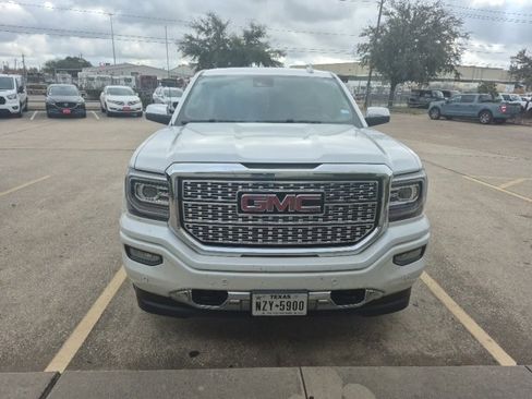 Used 2018 GMC Sierra 1500 Denali image 2