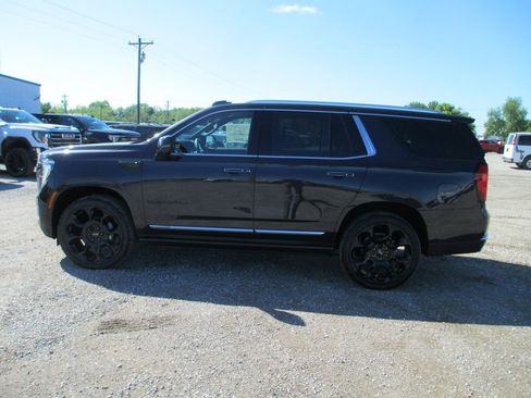 New 2026 GMC Yukon Denali AWD/4WD image 7