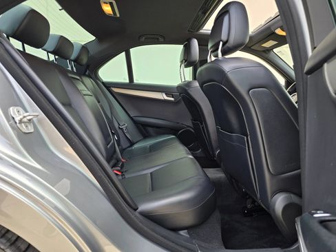 Used 2013 Mercedes-Benz C 250 Sedan image 43