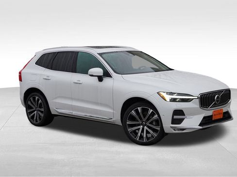 Used 2023 Volvo XC60 B5 Ultimate AWD/4WD image 1