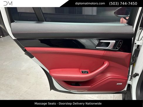 Used 2018 Porsche Panamera Turbo Sport Turismo image 27