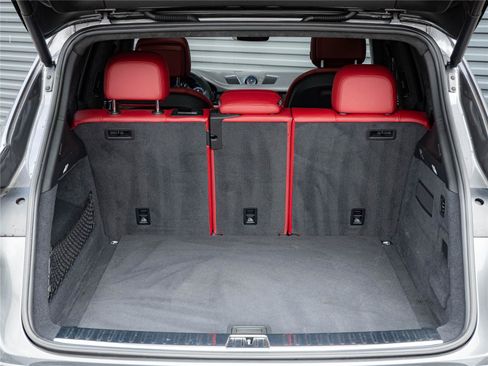 Certified 2023 Porsche Cayenne GTS AWD/4WD image 31