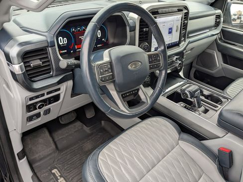 Used 2023 Ford F150 Limited image 16