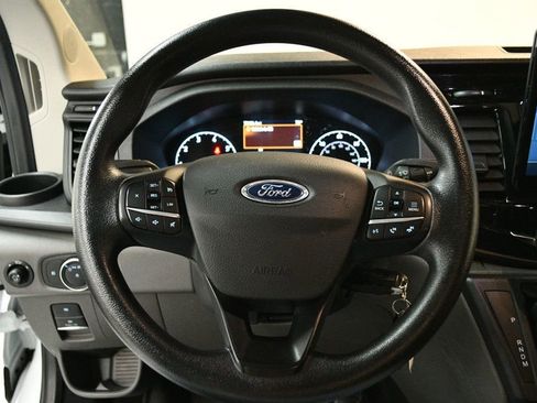 Used 2023 Ford Transit 350 XLT image 37