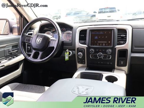 Used 2016 RAM 1500 Big Horn AWD/4WD image 12