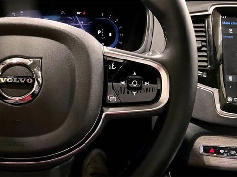 Certified 2024 Volvo XC90 B6 Ultimate w/ Lounge Package image 20