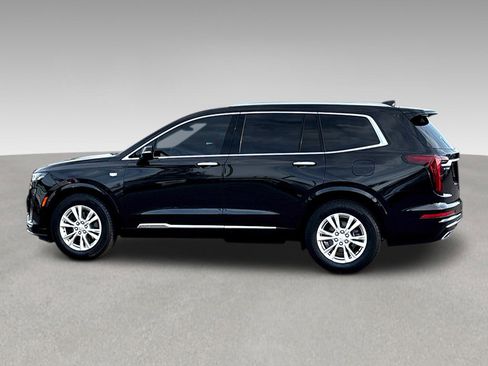 Certified 2024 Cadillac XT6 Luxury image 33