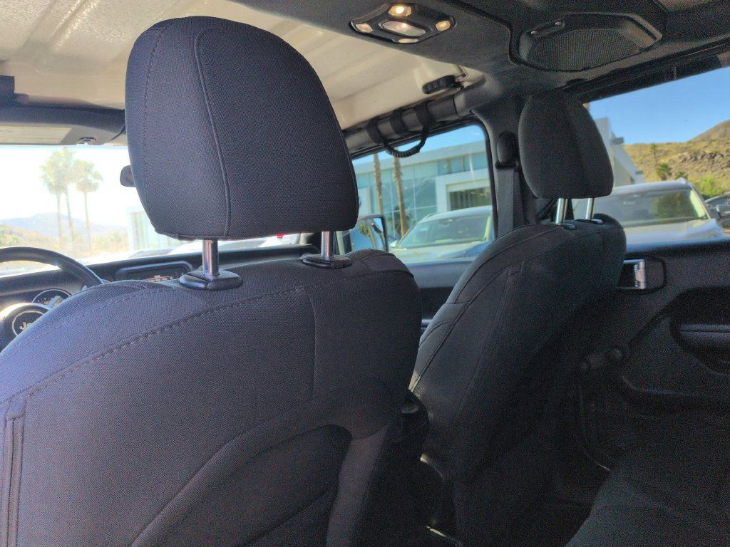 Used 2021 Jeep Wrangler Unlimited Sport AWD/4WD image 14