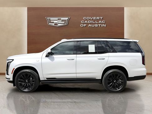 Certified 2025 Cadillac Escalade Sport w/ LPO, ONYX Package AWD/4WD image 2