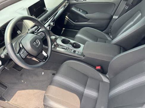 Certified 2025 Honda Civic Sport image 9