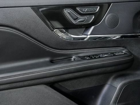 Used 2024 Lincoln Corsair FWD w/ Equipment Group 101A image 7