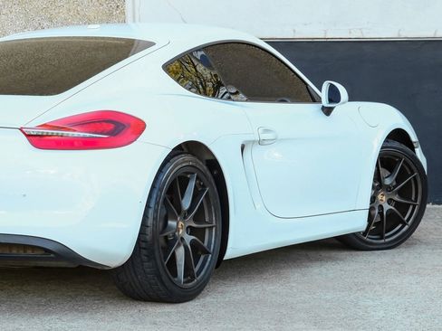 Used 2014 Porsche Cayman S image 11