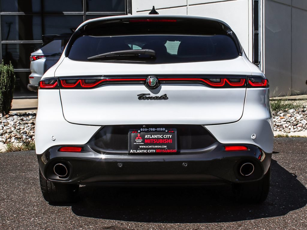 Used 2024 Alfa Romeo Tonale Veloce AWD/4WD image 5