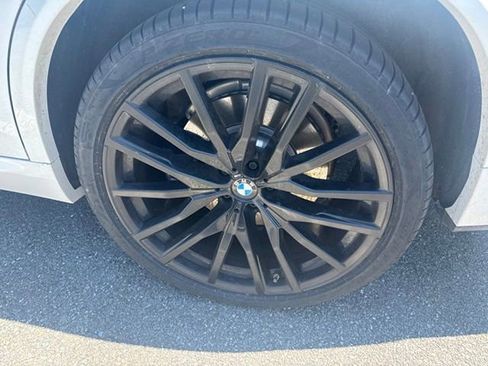 Used 2021 BMW X5 M50i w/ Executive Package AWD/4WD image 9