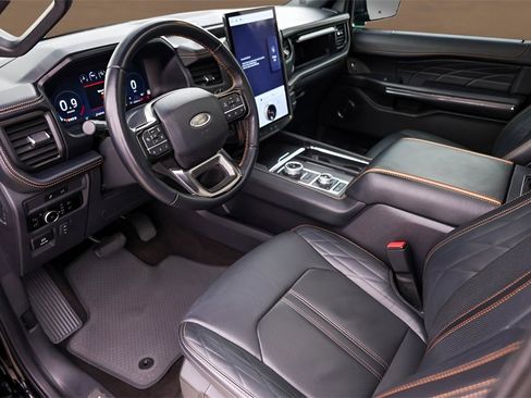Used 2023 Ford Expedition Max Platinum image 10