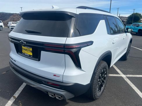 New 2026 Chevrolet Traverse Z71 w/ Enhanced Driving Package AWD/4WD image 6