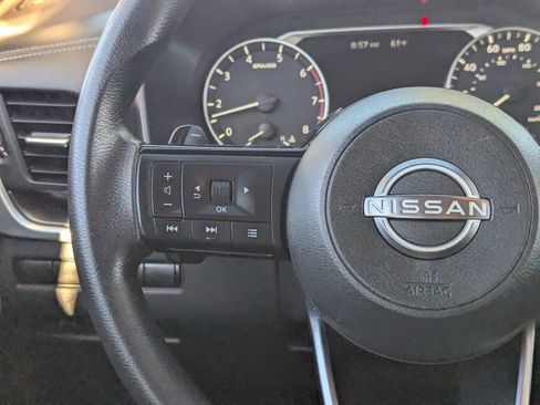 Certified 2023 Nissan Rogue SV image 24