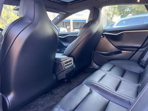 Used 2018 Tesla Model S 100D AWD/4WD image 13