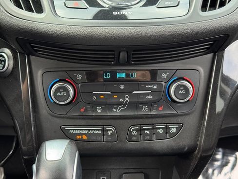 Certified 2018 Ford Escape Titanium AWD/4WD image 14