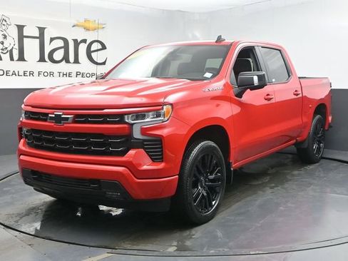 Used 2023 Chevrolet Silverado 1500 RST w/ Convenience Package II AWD/4WD image 33