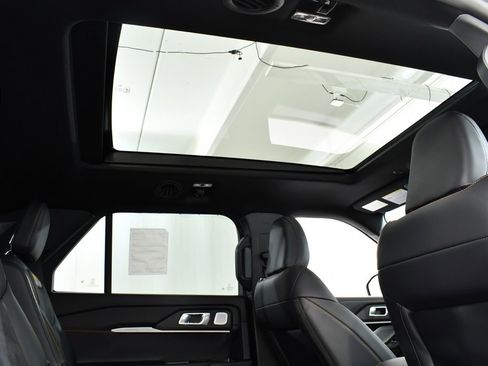 New 2026 Ford Explorer Tremor w/ Tremor Ultimate Package image 18