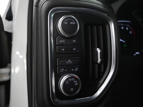 Used 2021 GMC Sierra 1500 SLE w/ X31 Off-Road Package AWD/4WD image 26