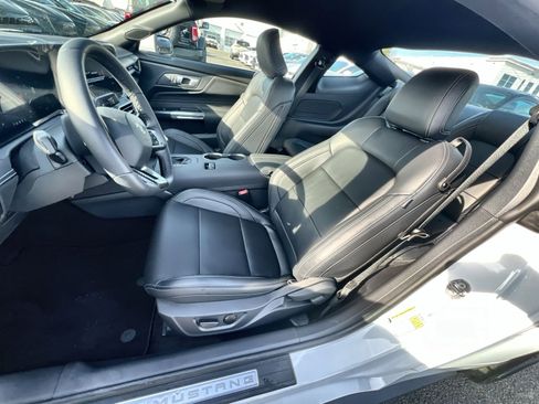 New 2025 Ford Mustang Premium image 13