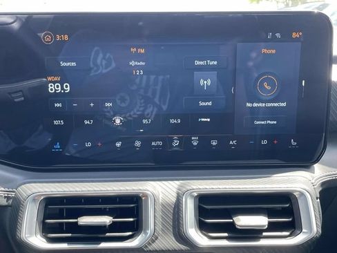 Used 2025 Ford Mustang Premium RWD image 17