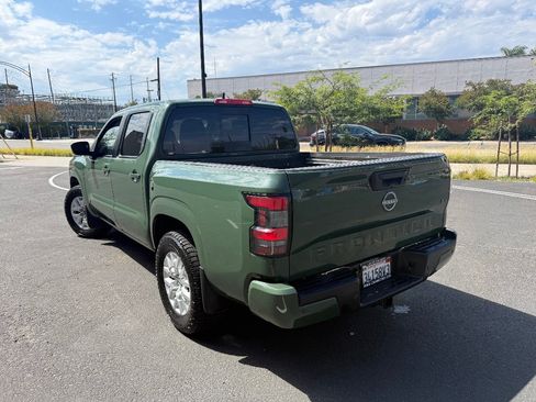 Used 2023 Nissan Frontier SV w/ SV Premium Package RWD image 7