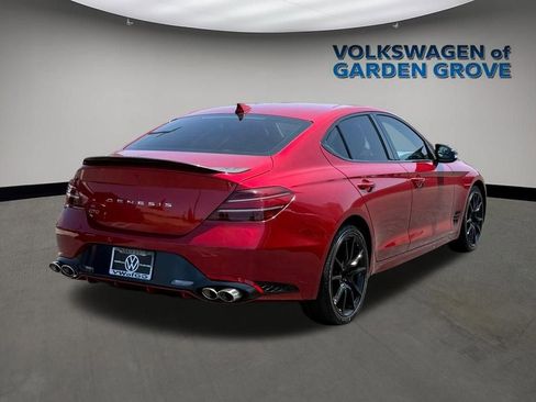 Used 2022 Genesis G70 3.3T RWD image 7