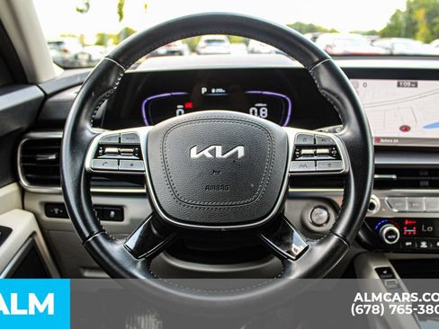 Used 2025 Kia Telluride S FWD image 23