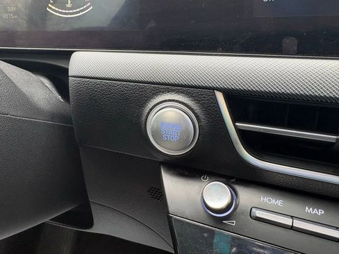 Used 2025 Hyundai Sonata SE image 30