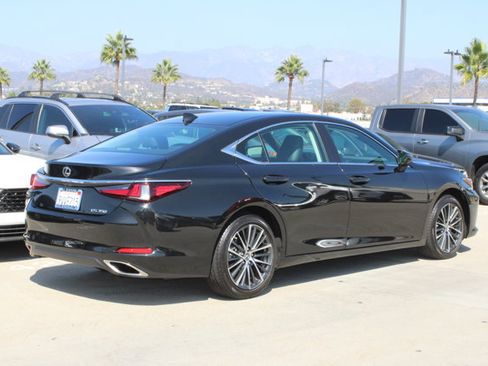 Certified 2025 Lexus ES 350 w/ Premium Package FWD image 21