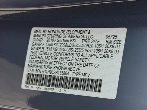 Used 2025 Honda Pilot Black Edition image 10