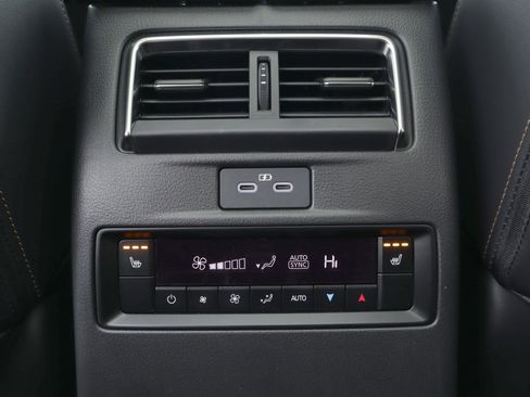 Certified 2025 MAZDA CX-90 3.3 Turbo w/ Premium Plus Pkg image 23