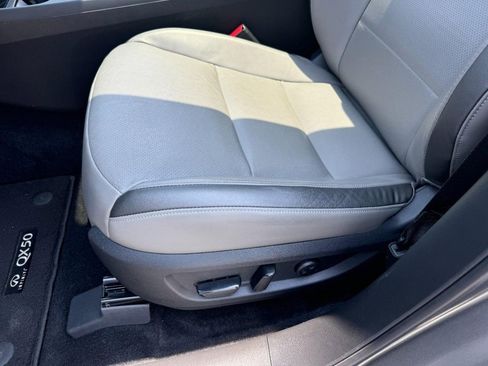 Used 2024 INFINITI QX50 Luxe image 20