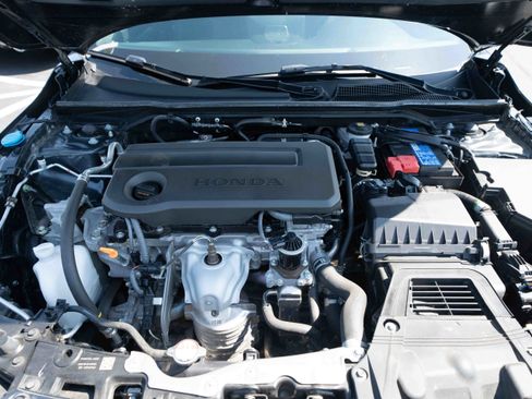 Used 2025 Honda Civic Sport image 30