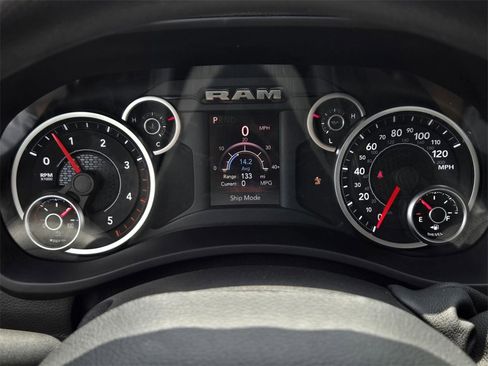 New 2025 RAM 3500 Tradesman w/ Chrome Appearance Group image 24